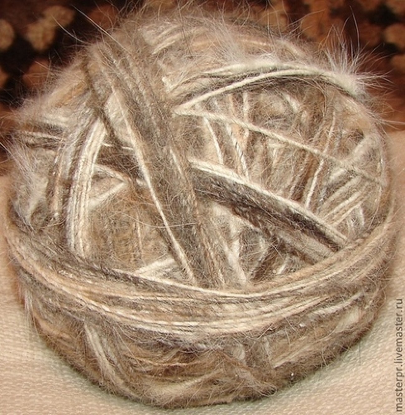 Пряжа «Пушистый Сторож» для ручного вязания из пуха московской сторожевой .